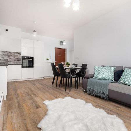 Rakowska 14A 1 Bedroom By Homeprime Варшава Екстер'єр фото