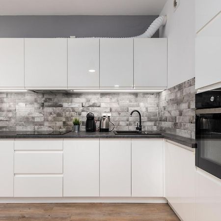 Rakowska 14A 1 Bedroom By Homeprime Варшава Екстер'єр фото