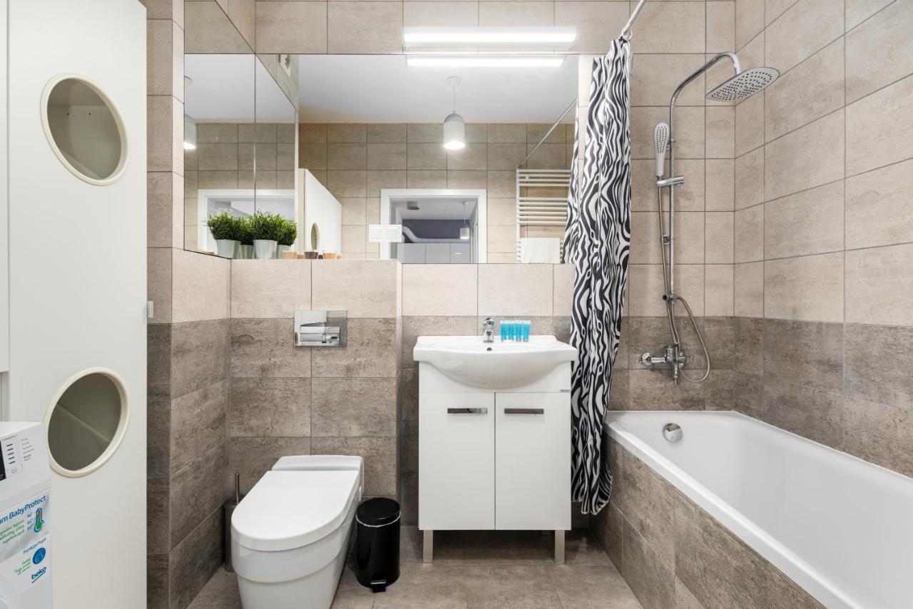 Rakowska 14A 1 Bedroom By Homeprime Варшава Екстер'єр фото